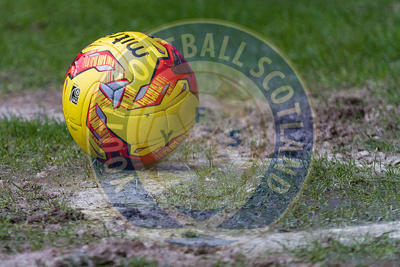 Muddy ball