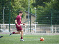 U17